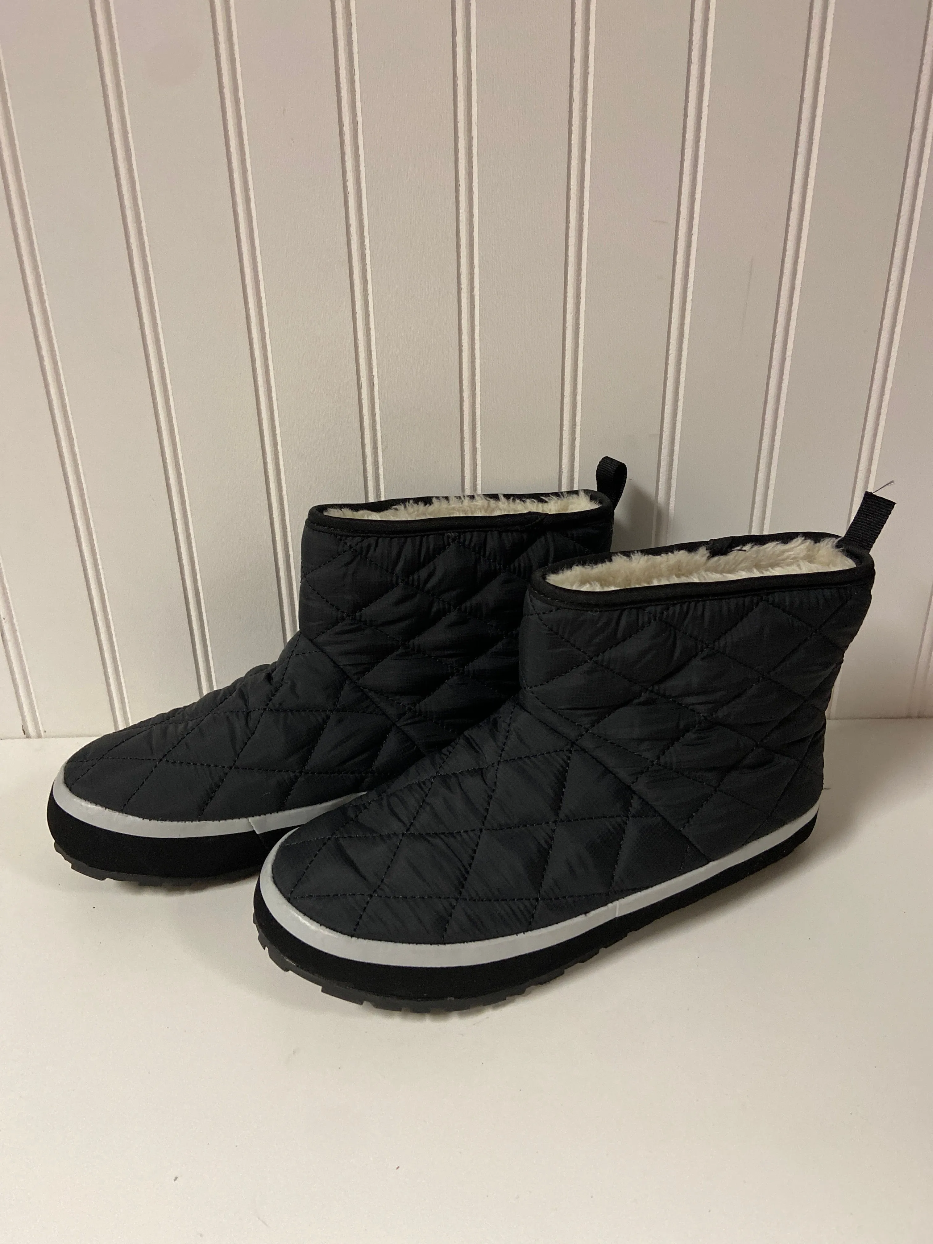 Boots Snow By Kamik In Black, Size: 9