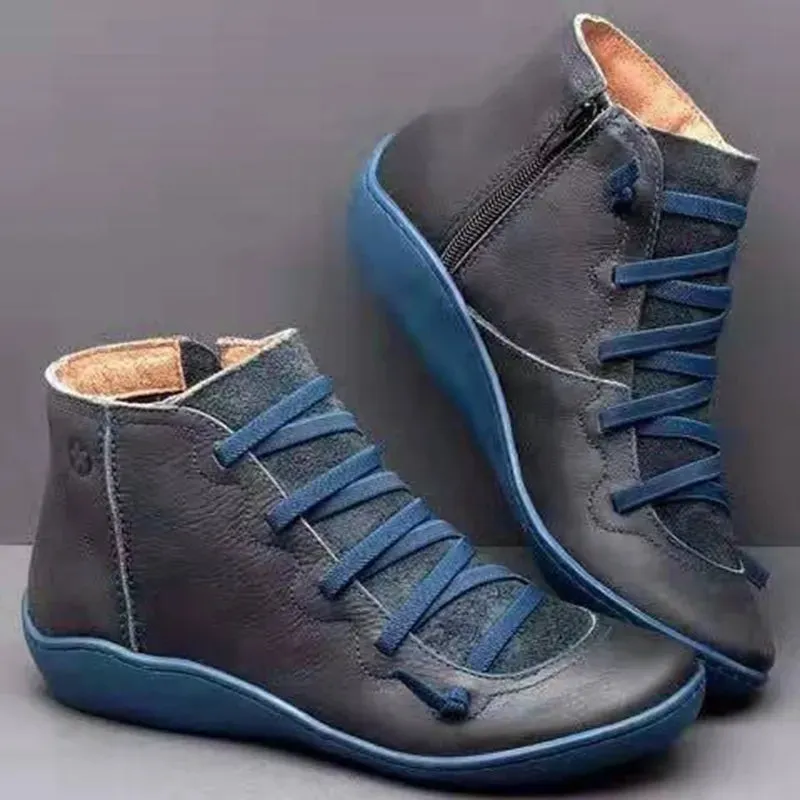 Women's Boots: Short Winter Lace-Up Leather Boots 2024