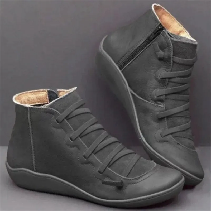 Women's Boots: Short Winter Lace-Up Leather Boots 2024
